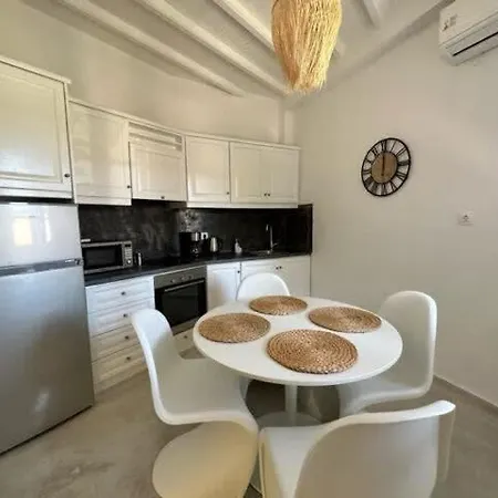 Dreamy Island Escape In Paros * Naoussa